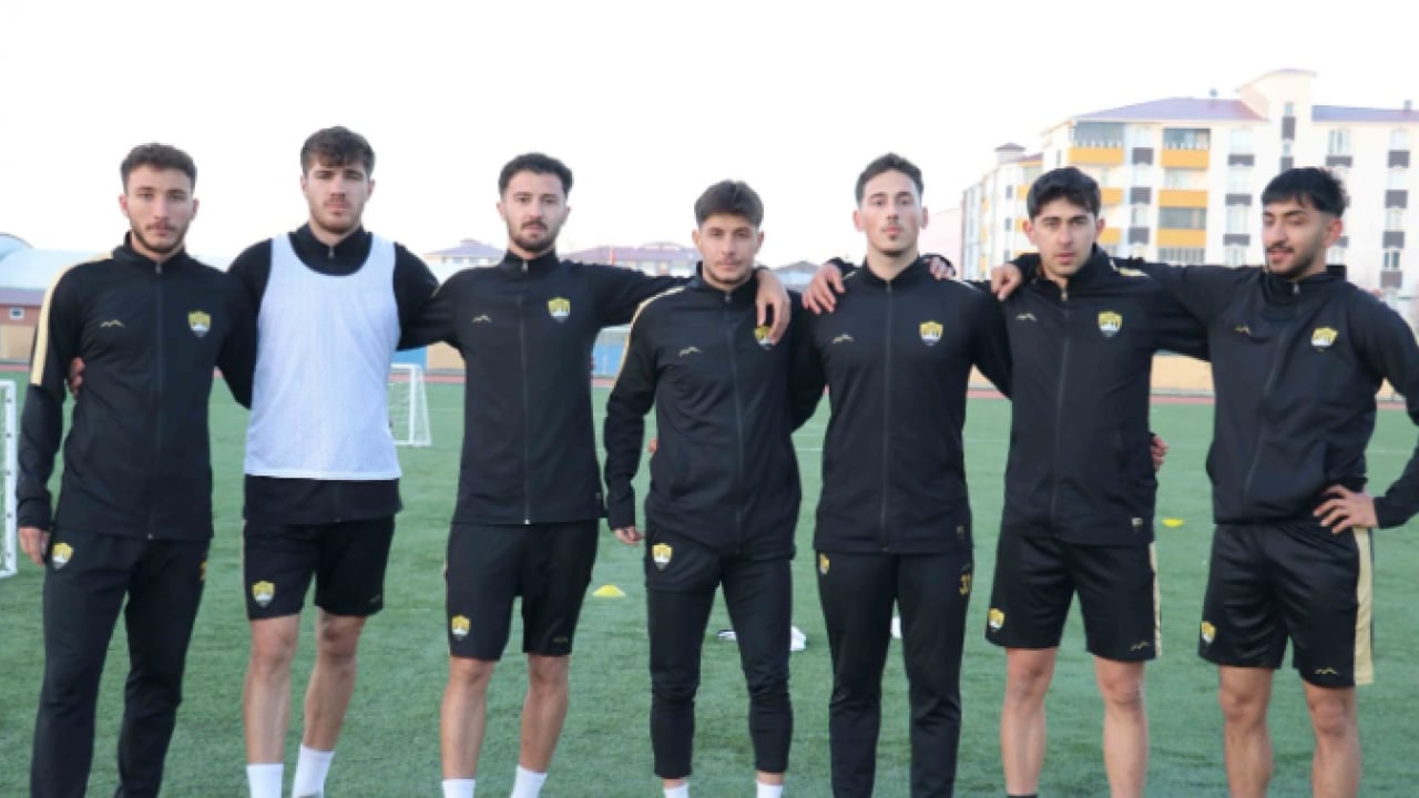 Foto - Ağrı 1970 Spor’da bahis soruşturması patlak verdi! Oynatacak futbolcuları kalmadı