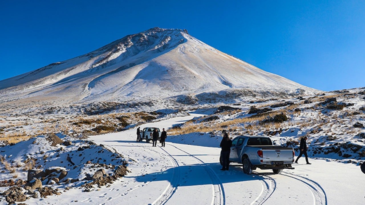 Foto - Ağrı Dağı'na 75 kilometrelik turizm ve güvenlik yolu