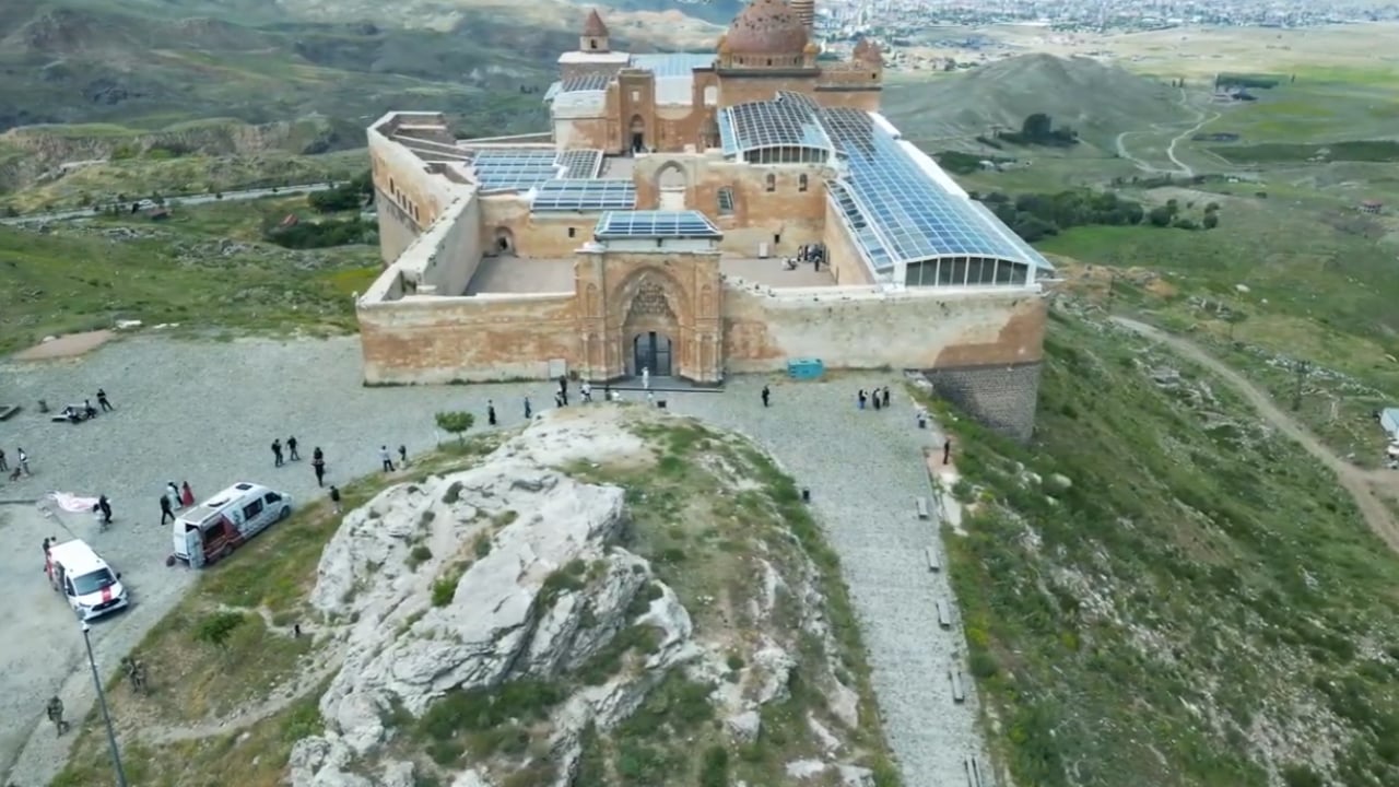 Foto - Ağrı, turizmde de zirveye koşuyor! Doğa, spor ve şifa rotası güçleniyor