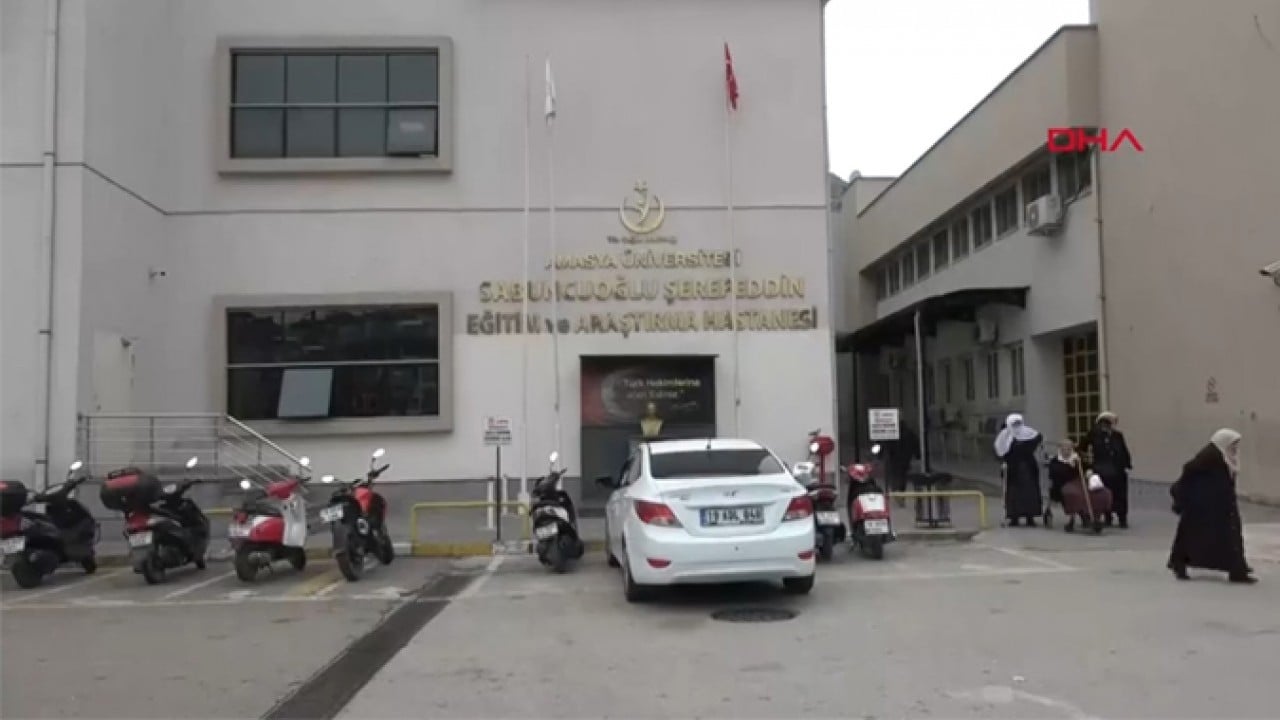 Foto - "Ağrım var" diye hastaneye gitti! Karnından 8,5 kiloluk kitle çıktı