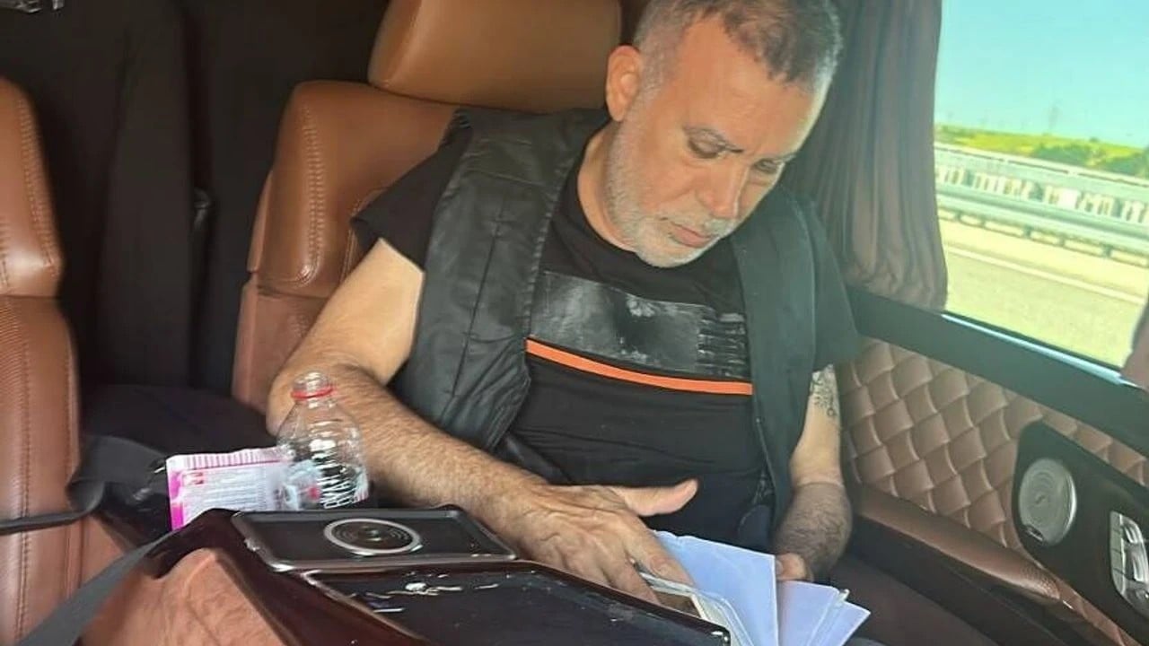 Foto - Ahbap balonu patladı muhalif ünlüler birer birer dökülüyor! Eda Ece yıllar sonra o kâbusu anlatıp helallik istedi!