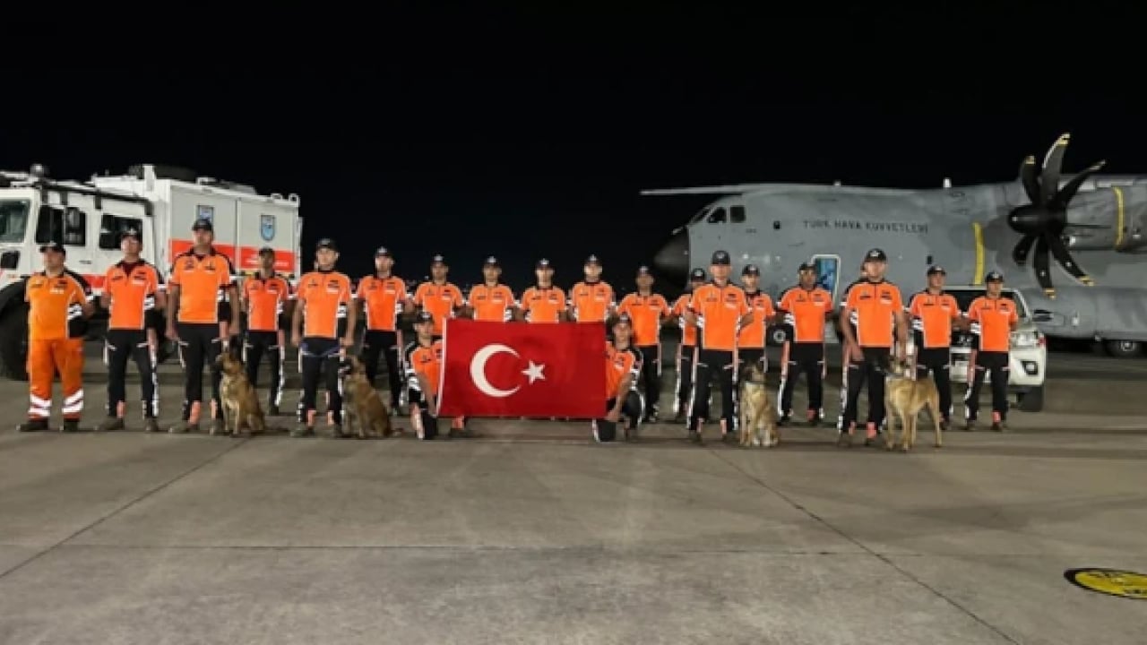 Foto - AHBAP’ın hırsız şebekesi utansın! AFAD'dan 5 kıtada 85 ülkeye yardım eli