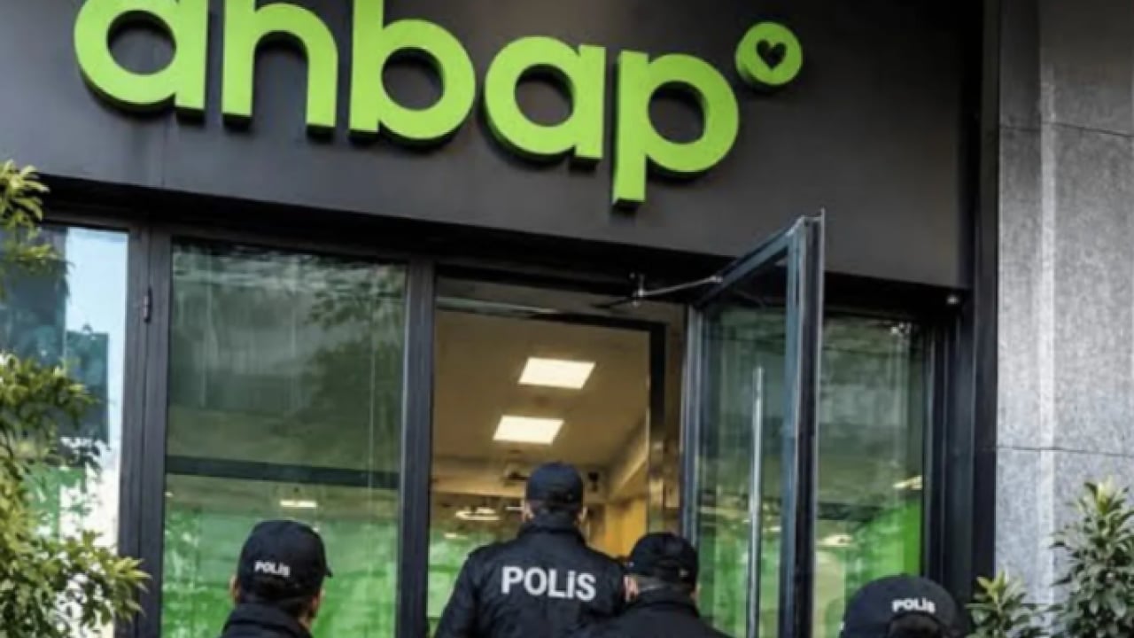 Foto - Ahbaplar Suç Örgütü dosyasında milyarlık çek skandalı! Mülkleri ve bağışları buhar ettiler