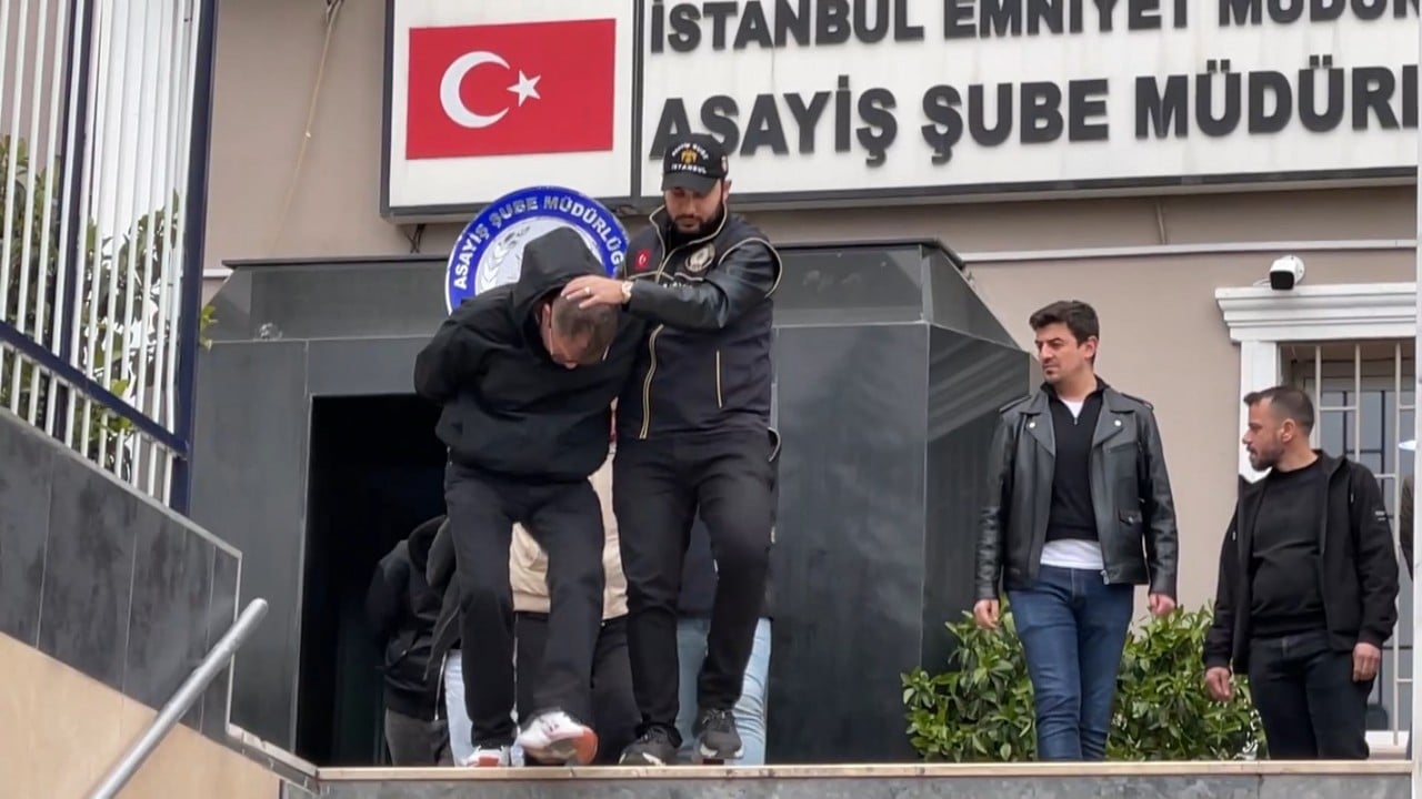 Foto - Kafalarına ne buldularsa geçirdiler! Utanmazların utandığı görüntüler