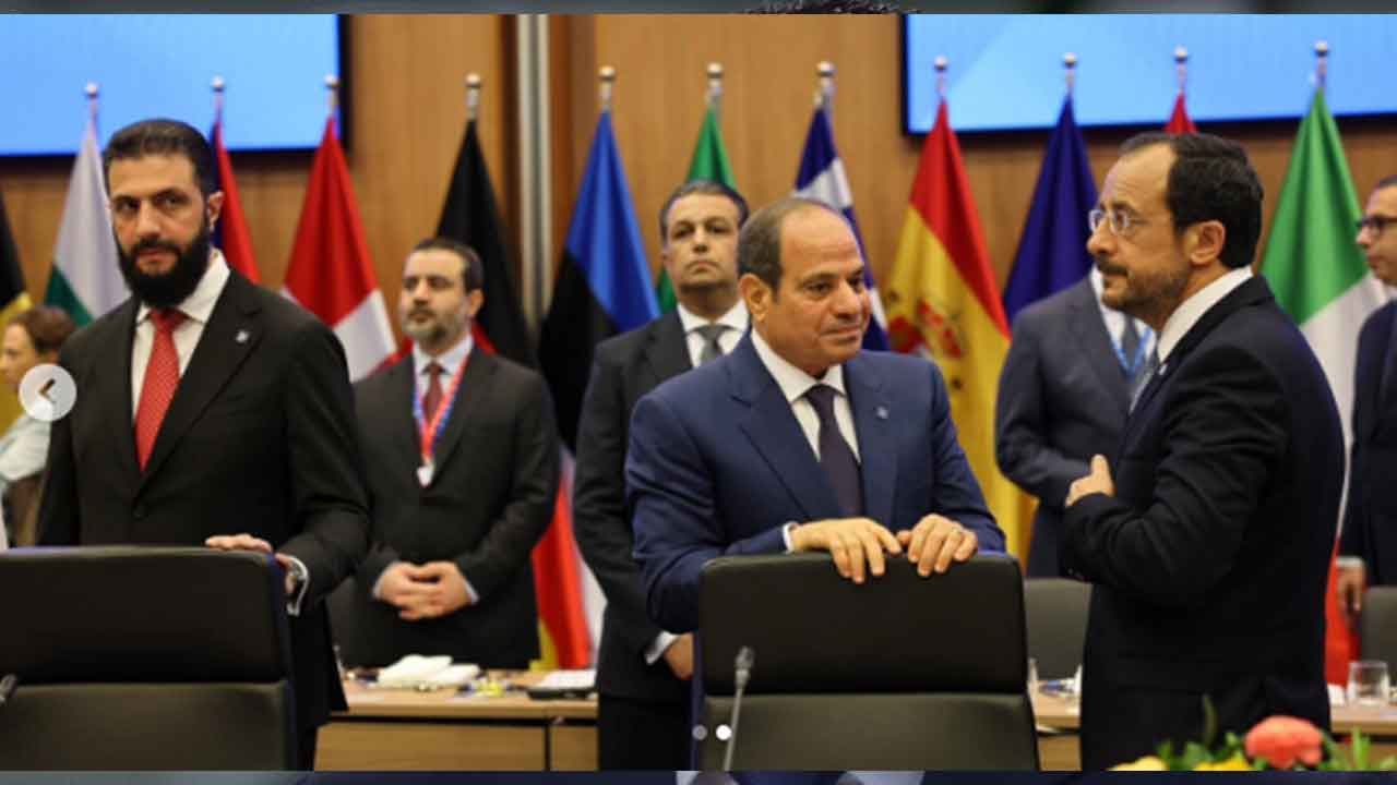 Foto - Ahmed El Şara Türkiye düşmanlarını sevindirdi