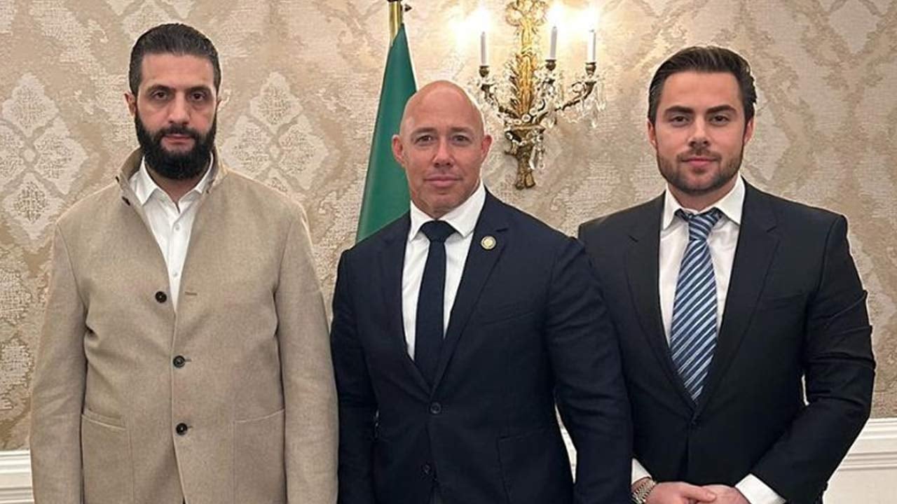 Foto - Ahmed Şara’nın önündeki son engel de kalktı!