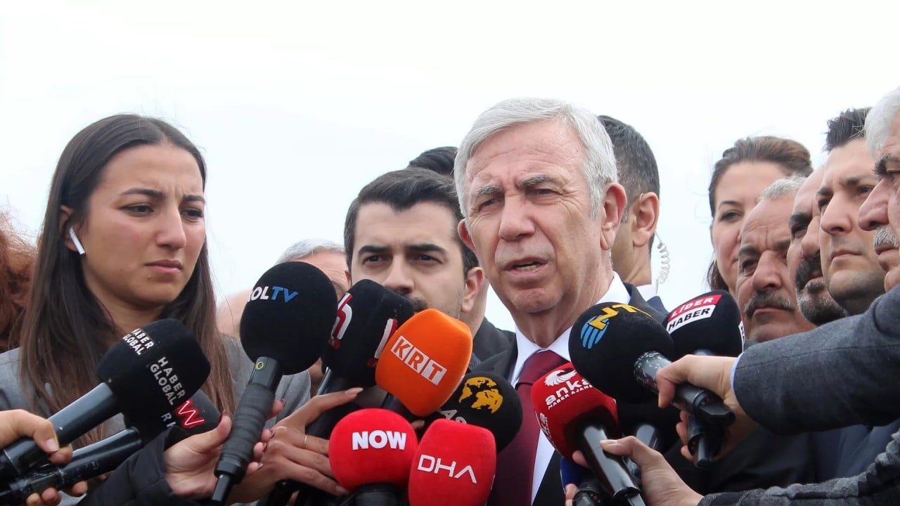 Foto - Ahmet Hakan 'üç vakte kadar olabilir' diyerek duyurdu: O partinin lideri her an AK Parti'ye geçebilir