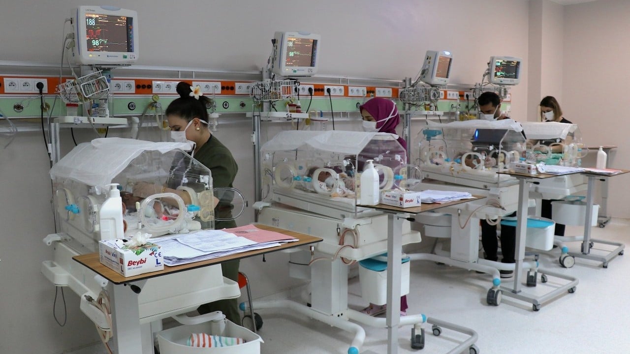 Foto - Aile hayırseverlerden destek bekliyor: Prematüre dördüzler 34 günde hayata tutundu