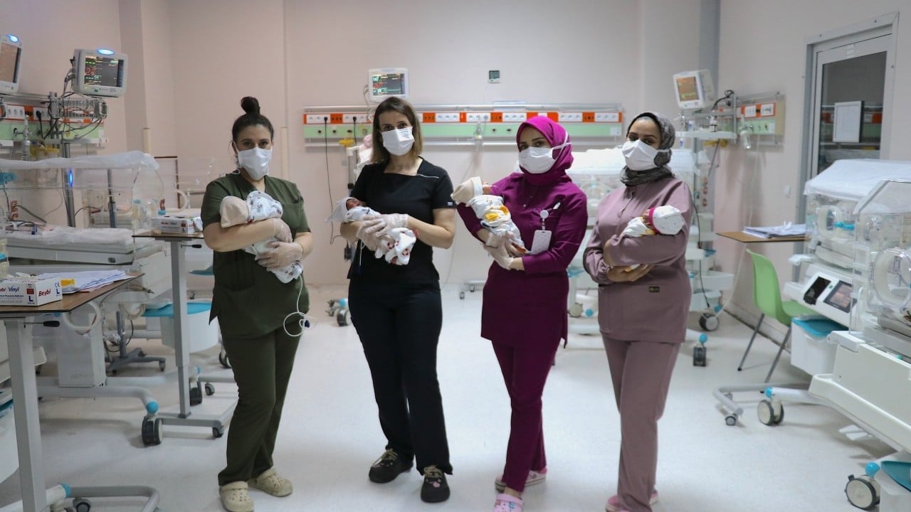 Foto - Aile hayırseverlerden destek bekliyor: Prematüre dördüzler 34 günde hayata tutundu