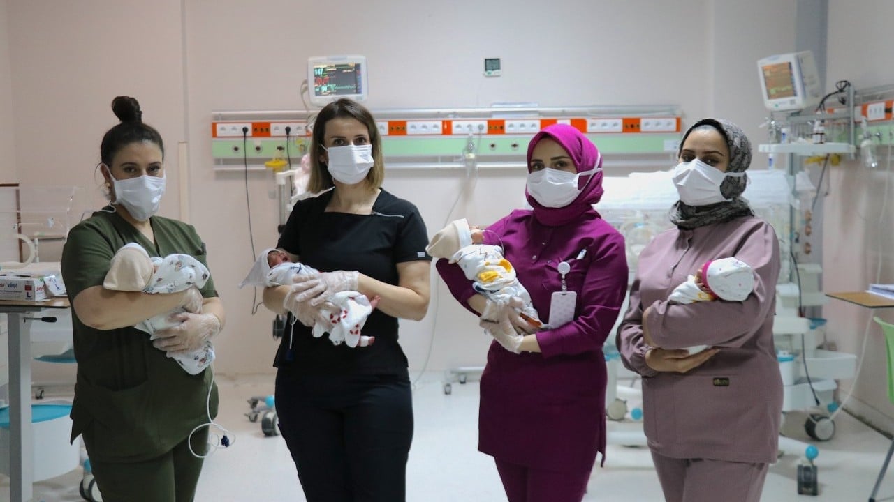 Foto - Aile hayırseverlerden destek bekliyor: Prematüre dördüzler 34 günde hayata tutundu
