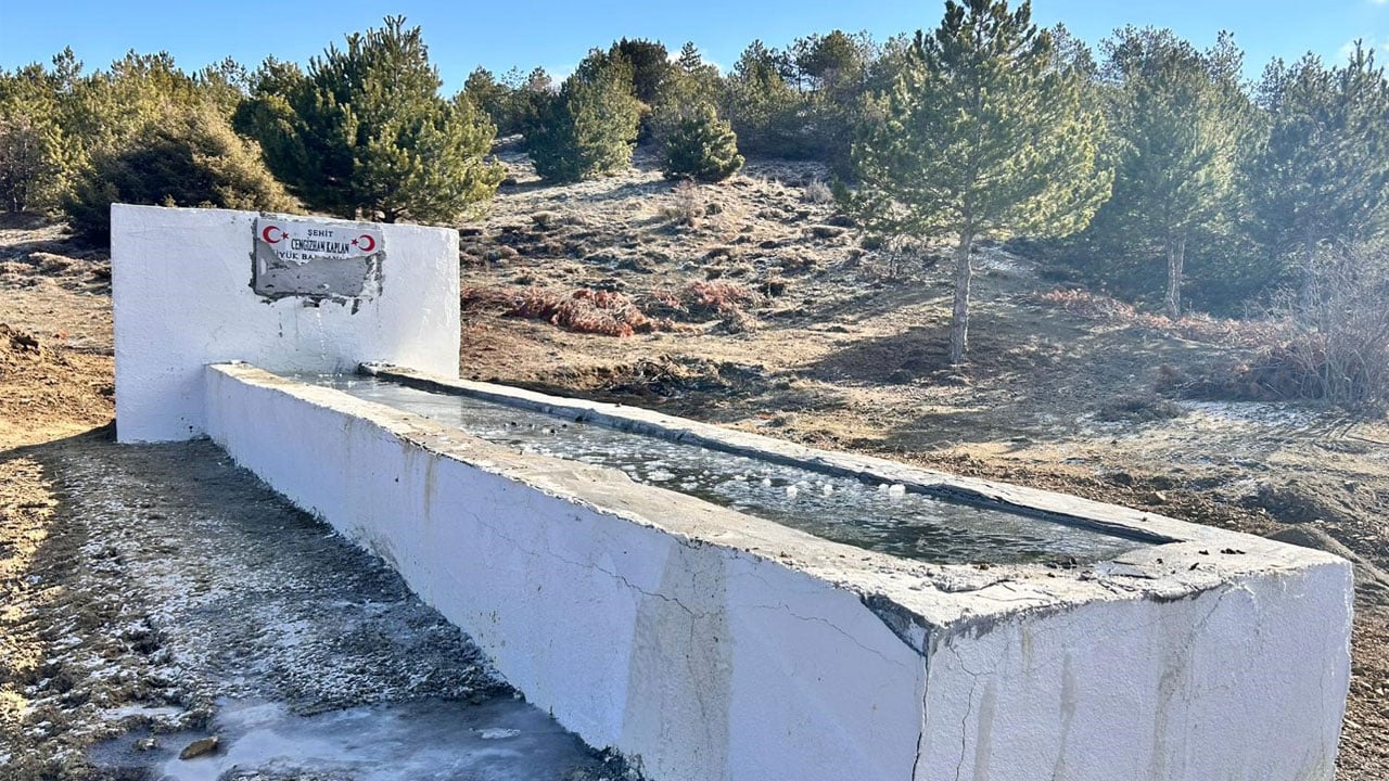 Foto - Aile "tehdit edildik" dedi! Şehidin anısına büyük saygısızlık