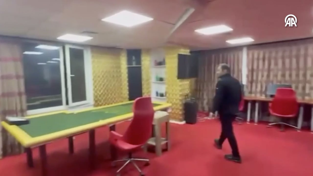 Foto - Ailecek kumar tuzağı: Böyle babanın oğlu da böyle olur