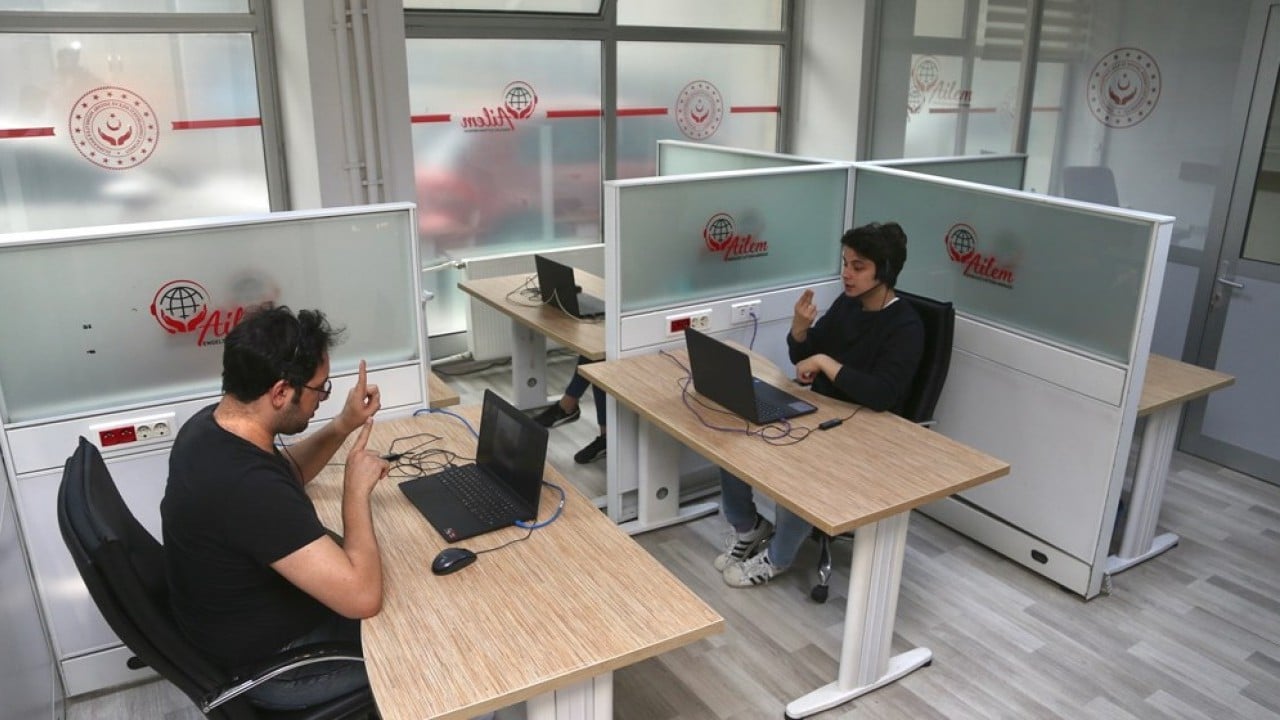 Foto - AİLEM Engelsiz İletişim Merkezi, on binlerce kişiye destek sağladı 