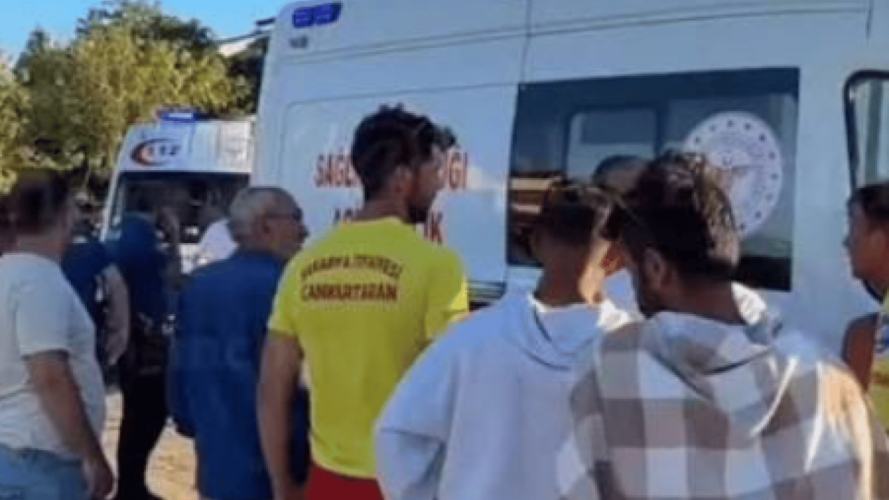 Foto - Ailesinin tatili kabusa döndü! Havuza düşen Seyit Hamza kurtarılamadı