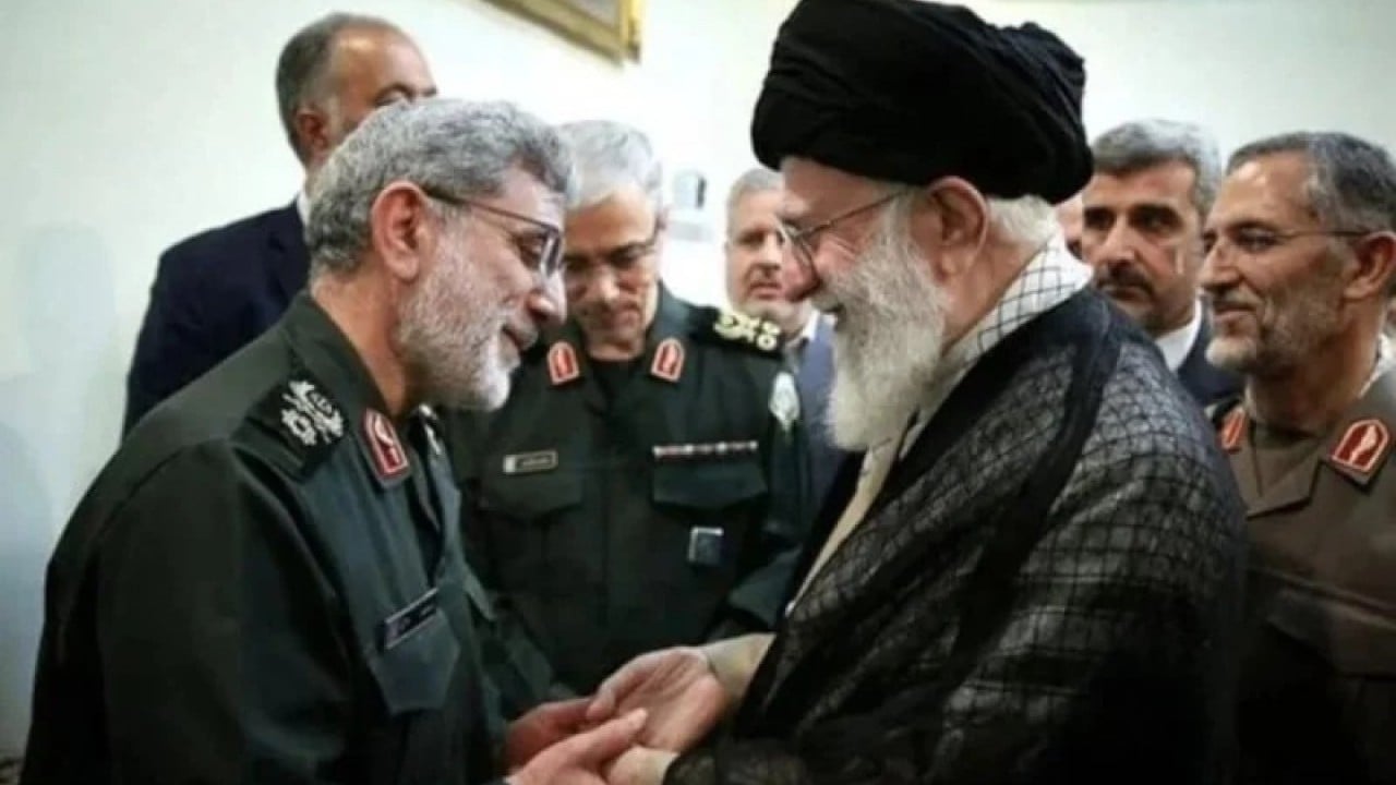 Foto - 'Ajan' diyorlardı! İran'da sırra kadem basan komutanın gizlice kaçırıldığı ülkeye bakın