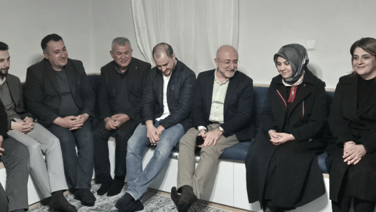 Foto - AK Parti Afyonkarahisar heyeti, Kayıhan'da sahur programında buluştu...