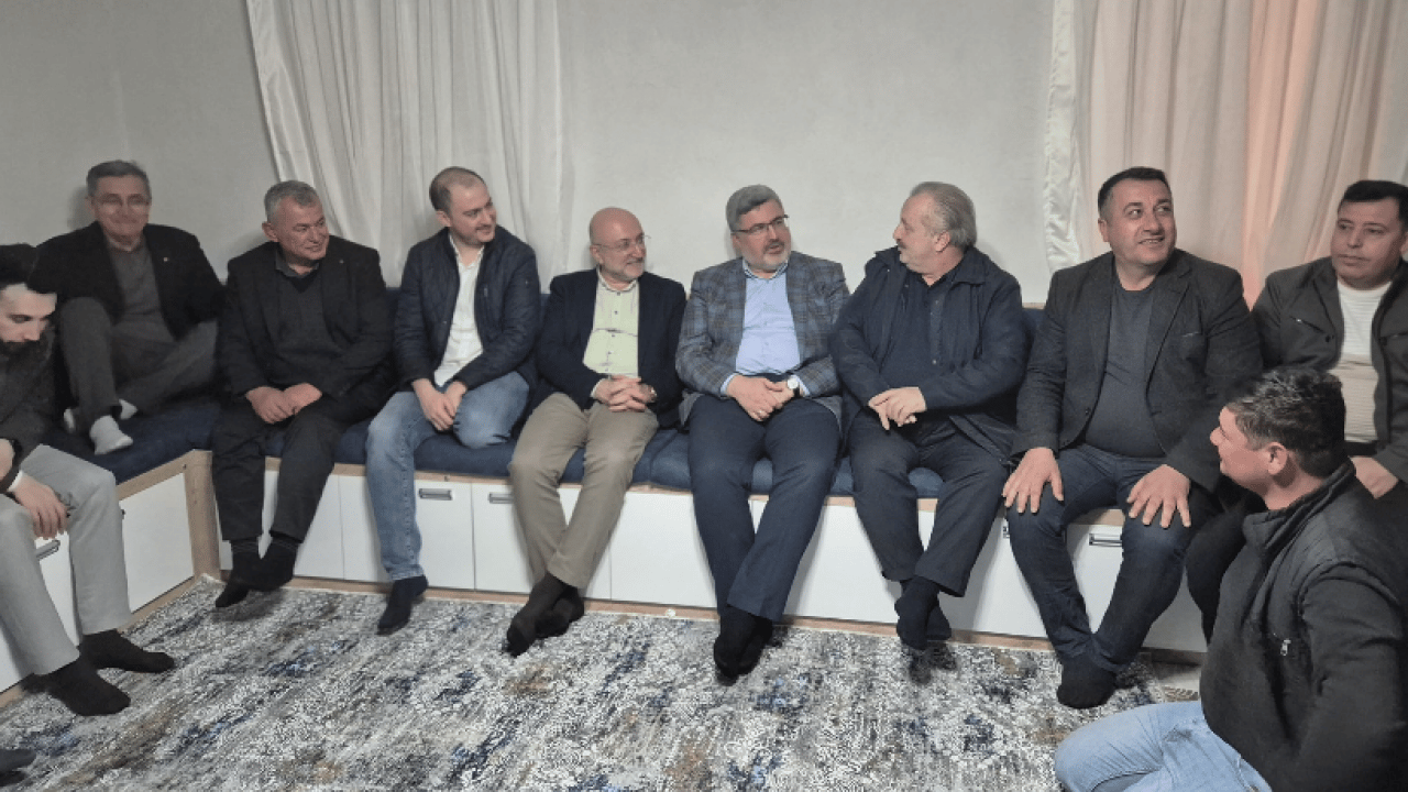 AK Parti Afyonkarahisar heyeti, Kayıhan'da sahur programında buluştu...