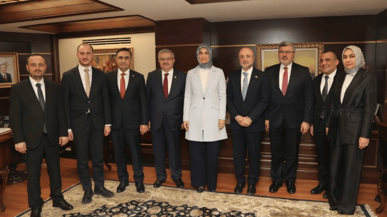 Foto - AK Parti Afyonkarahisar heyetinden İçişleri Bakanlığı'na ziyaret...