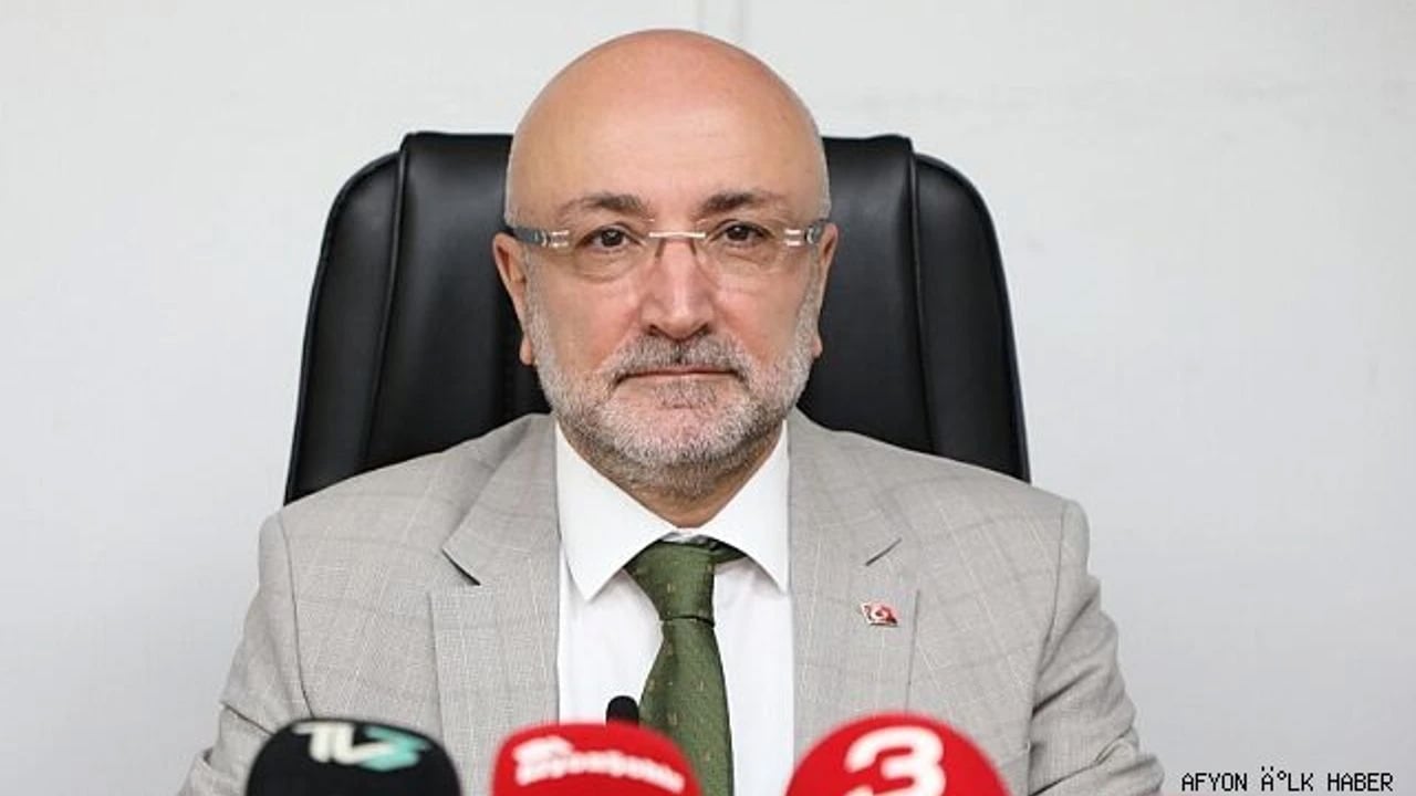 Foto - AK Parti Afyonkarahisar İl Başkanı Av. Turgay Şahin'den '27 Nisan e-muhtıra' mesajı 