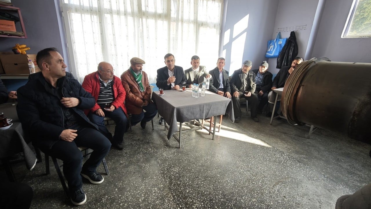 Foto - AK Parti Afyonkarahisar Milletvekili Dr. Hasan Arslan’dan CHP’ye Sert Eleştiriler! "Dezenformasyon ve İkiyüzlülük" Tepkisi 