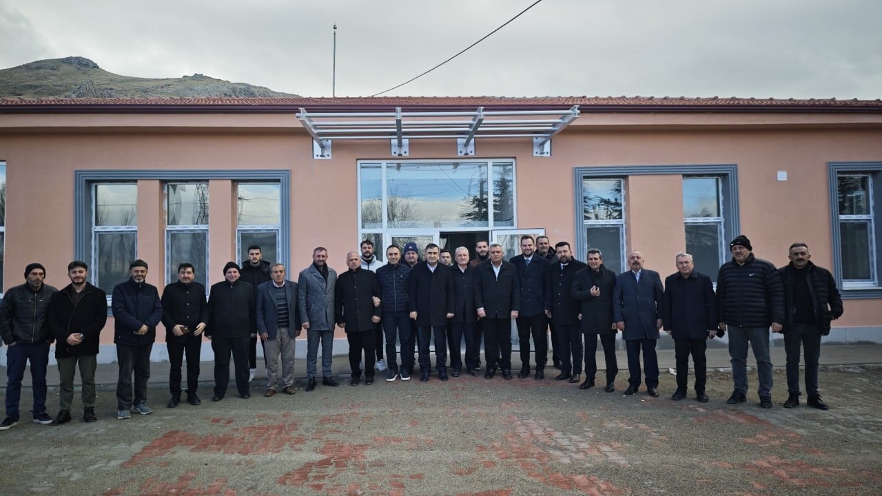 Foto - AK Parti Afyonkarahisar Milletvekili Dr. Hasan Arslan’dan CHP’ye Sert Eleştiriler! "Dezenformasyon ve İkiyüzlülük" Tepkisi 