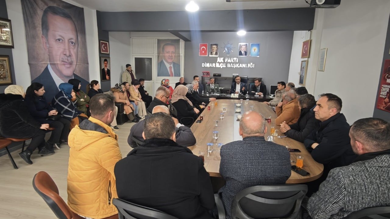 Foto - AK Parti Afyonkarahisar Milletvekili Dr. Hasan Arslan’dan CHP’ye Sert Eleştiriler! "Dezenformasyon ve İkiyüzlülük" Tepkisi 