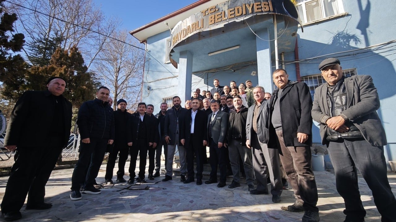 Foto - AK Parti Afyonkarahisar Milletvekili Dr. Hasan Arslan’dan CHP’ye Sert Eleştiriler! "Dezenformasyon ve İkiyüzlülük" Tepkisi 