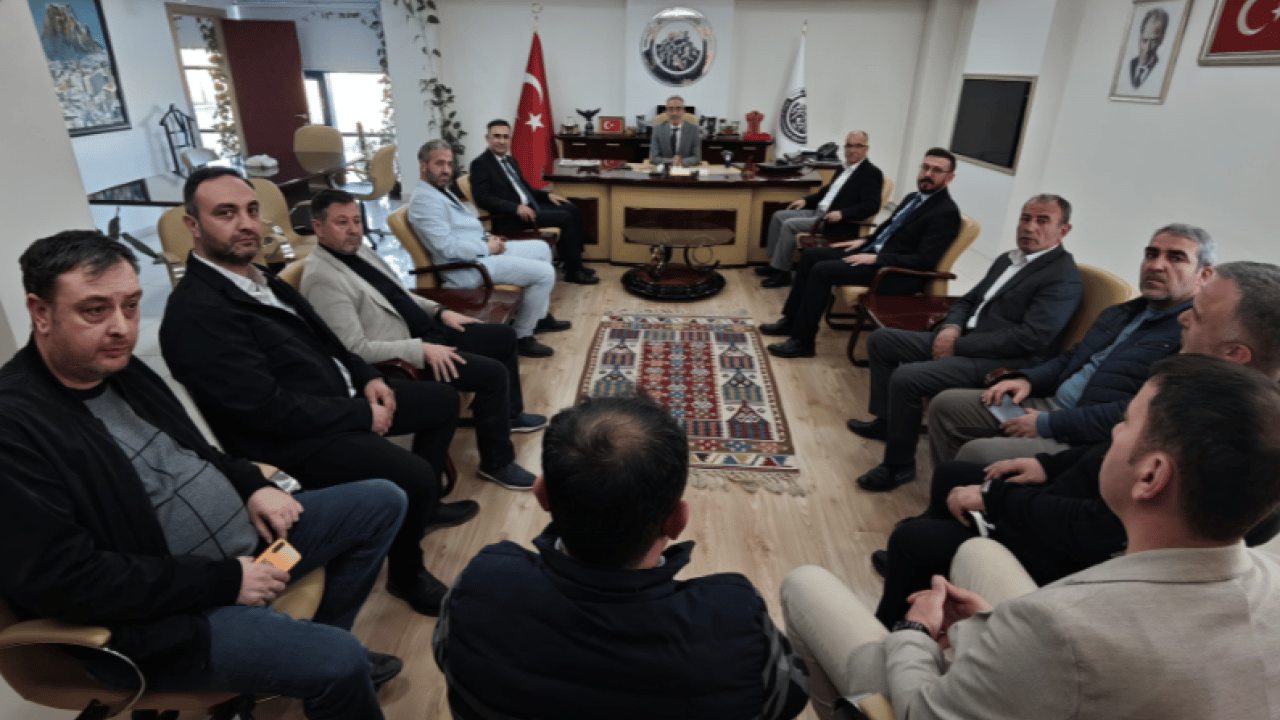 Foto - AK Parti Afyonkarahisar Milletvekili Dr. Hasan Arslan’dan Esnaf Odaları Ziyaretleri 