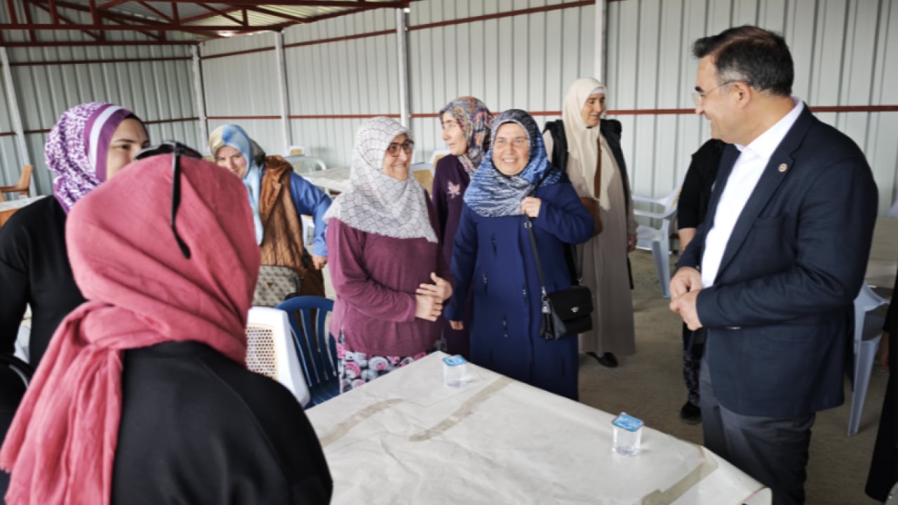 AK Parti Afyonkarahisar Milletvekili Hasan Arslan sahada... 