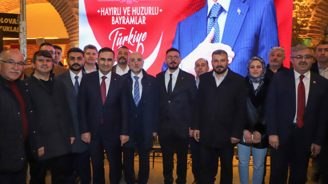 Foto - AK Parti Afyonkarahisar teşkilatı bayramlaşmada buluştu
