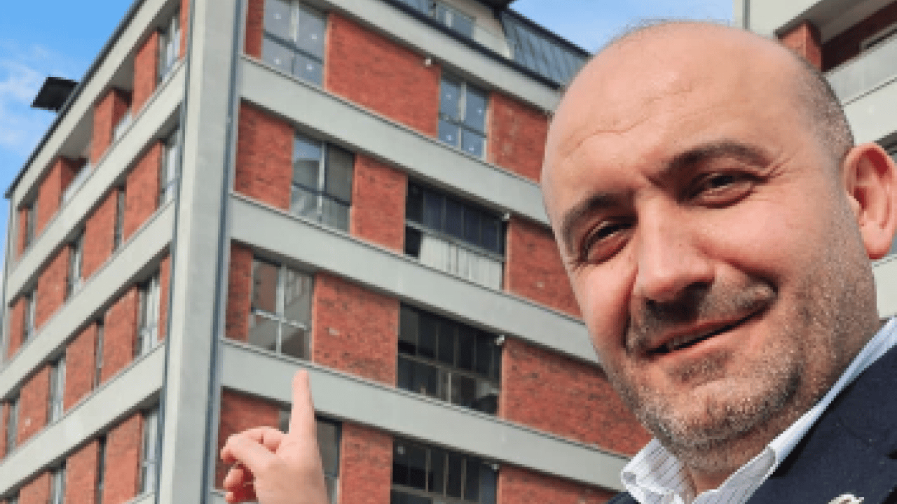 Foto - AK Parti Eskişehir İl Başkanı Gürhan Albayrak'tan Ünlücü'ye '2 yıllık karne' eleştirisi