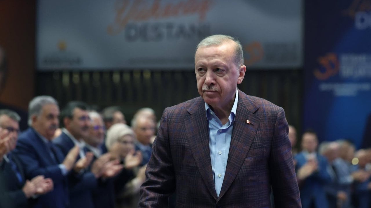 Foto - AK Parti kampına damga vurdu! Cumhurbaşkanı Erdoğan’dan kurmaylarına kritik uyarı: Bunu hemen sona erdirin 