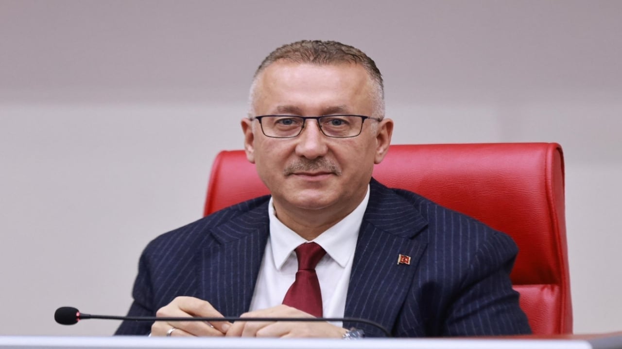 Foto - AK Parti, kapının önüne koymak için harekete geçmişti! Adapazarı Belediye Başkanı Mutlu Işıksu’nun mahrem yazışması mahkemeye sunuldu: O dudaklarını yerim