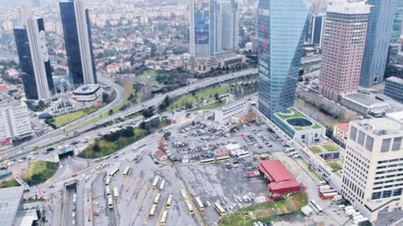 Foto - AK Parti, Levent'teki İETT garajının imara açılmasını yargıya taşıyacak! 'Yeşil alan' önergesini İmamoğlu veto etti!