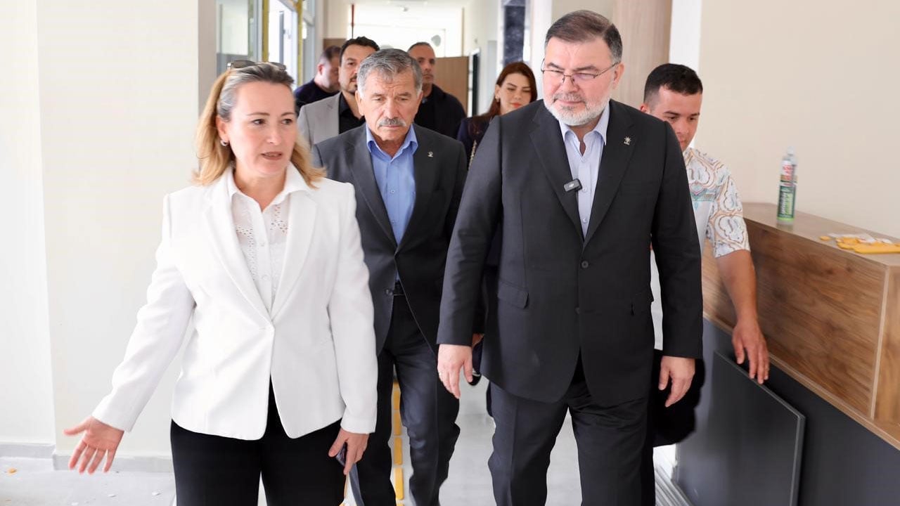 Foto - AK Parti’li Saygılı'dan CHP'ye: Ne millet ne hizmet! Tüm dertleri koltuk kavgası!