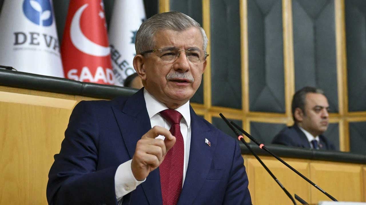 Foto - "AK Partililer kulağıma fısıldadı" demişti… Davutoğlu’nun partisinde 35 yeni istifa! Hepsi AK Parti’ye katıldı