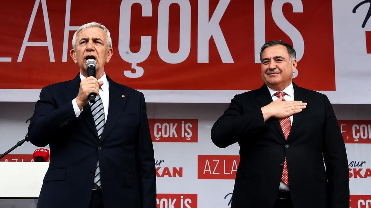 Foto - AK Parti’ye mi geçecek? Herkesin konuştuğu CHP’li başkandan son dakika açıklaması