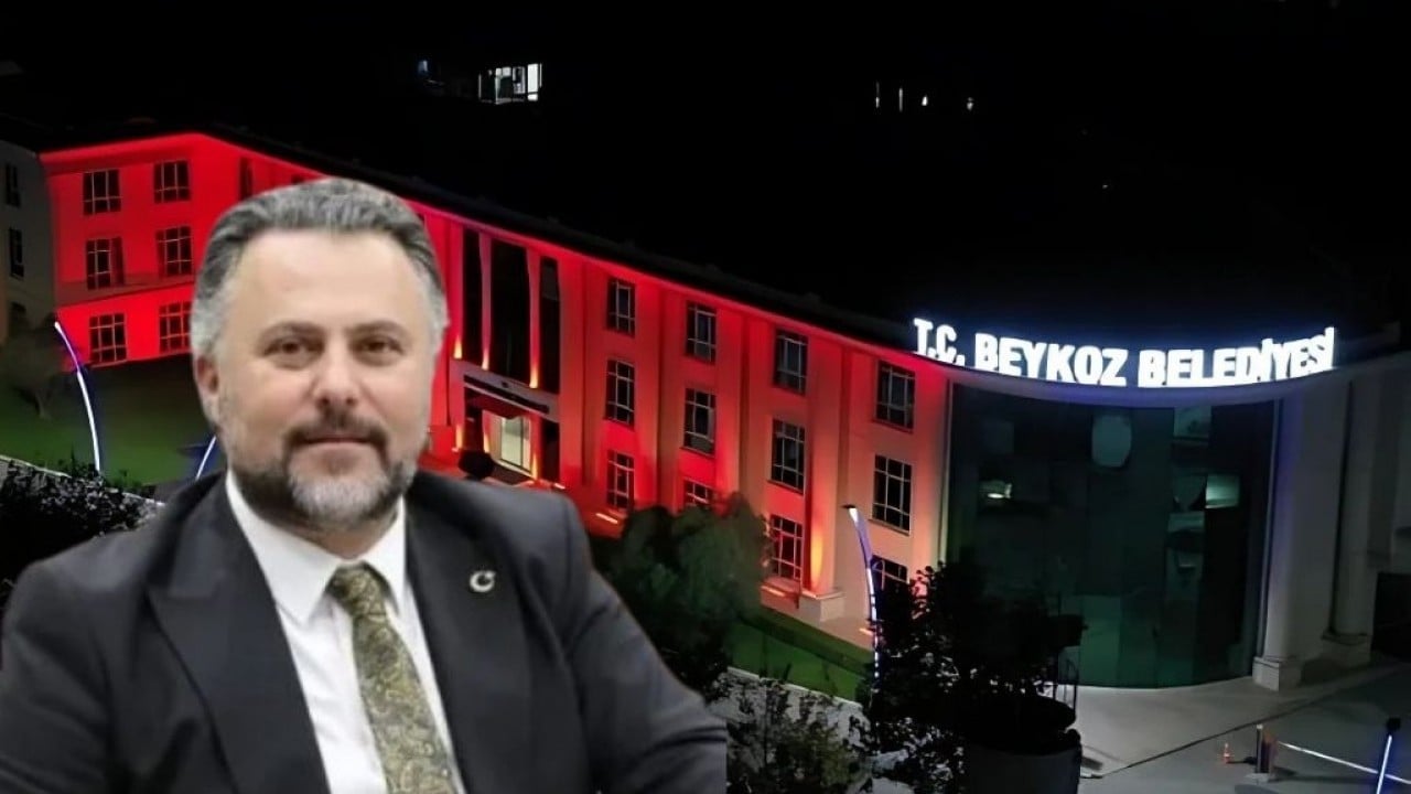 Foto - 'AK Parti'ye nasıl geçtin utanmaz' sözlerine 4 kelimelik o yanıtı verince resmen çılgına döndü