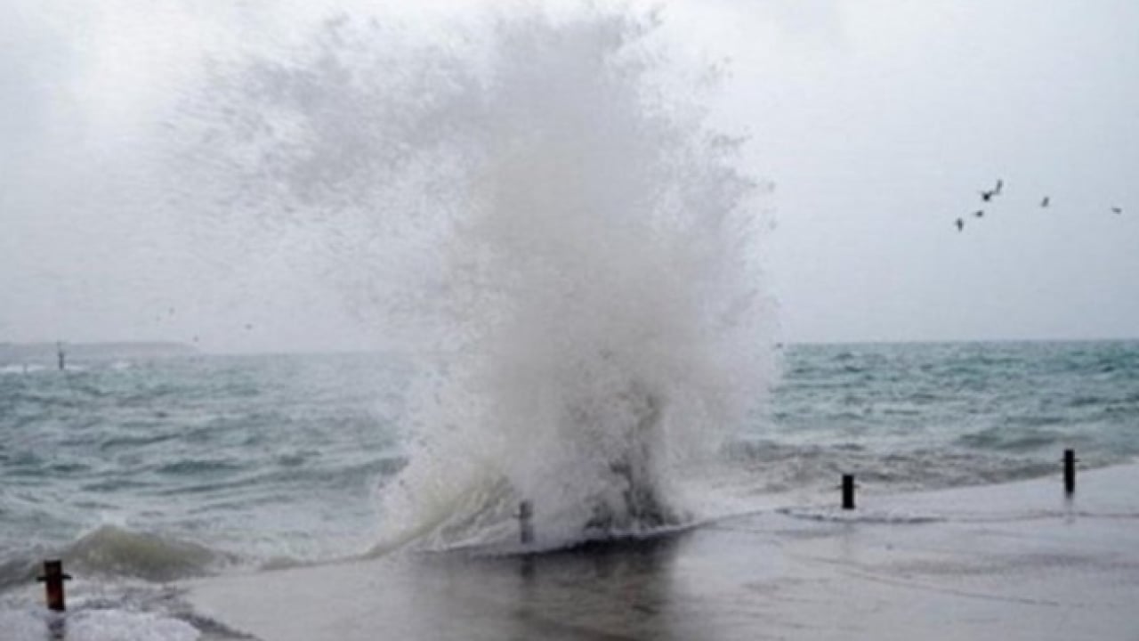 Foto - Akdeniz’de ‘Medicane’ dehşeti: 16 metrelik dalgalar geliyor, deniz ısındıkça fırtına coşuyor