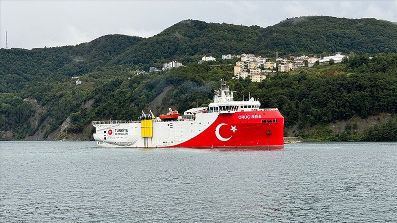 Foto - Akdeniz’in altında tarih yazılıyor: Türkiye’den, 101 kilometrelik dev enerji koridoru için olay adım