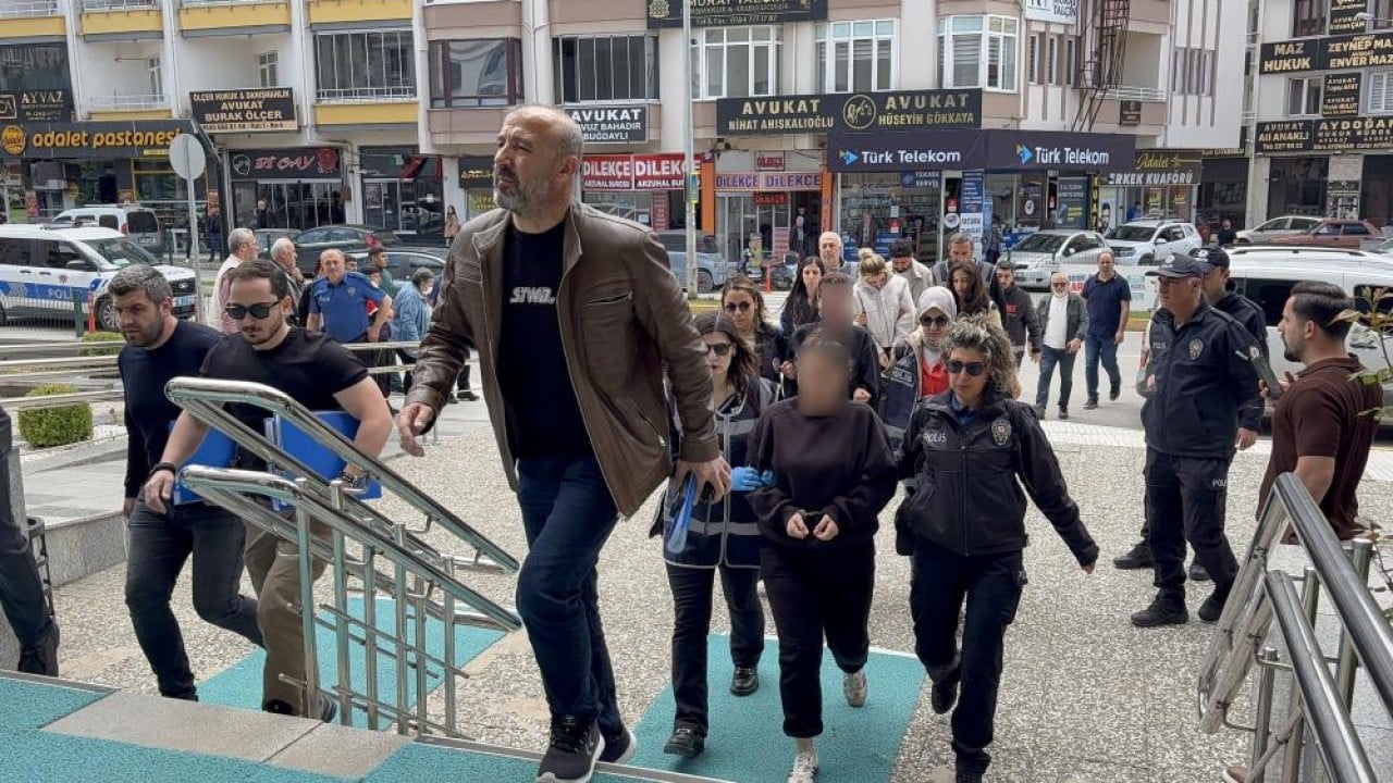 Foto - Akıllara durgunluk veren taktik Sözde güzellik salonunda güzel güzel soygun
