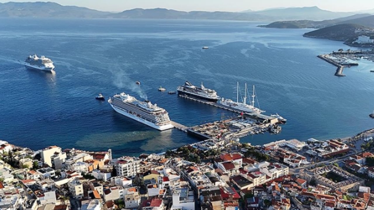 Foto - Akın akın geliyorlar: Kruvaziyerde rekor kırıldı!