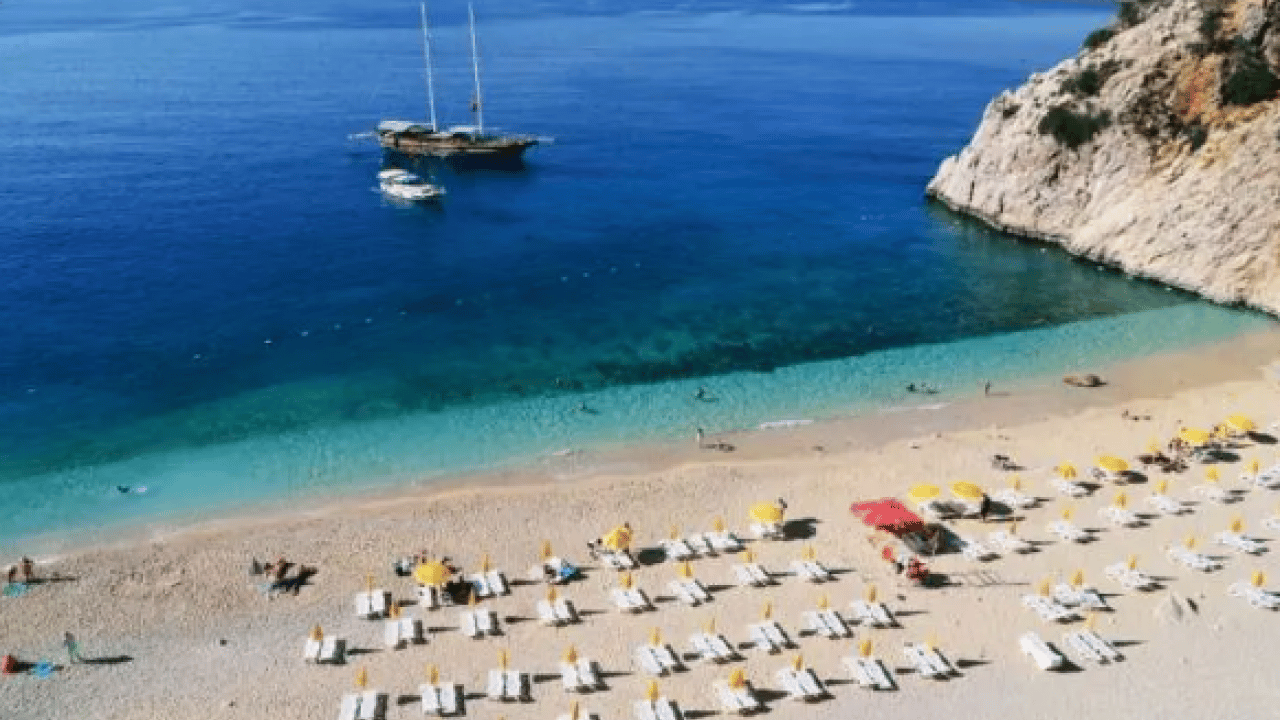 Foto - Akın akın geliyorlar! Türkiye'ye en çok turist gönderen ülke belli oldu!