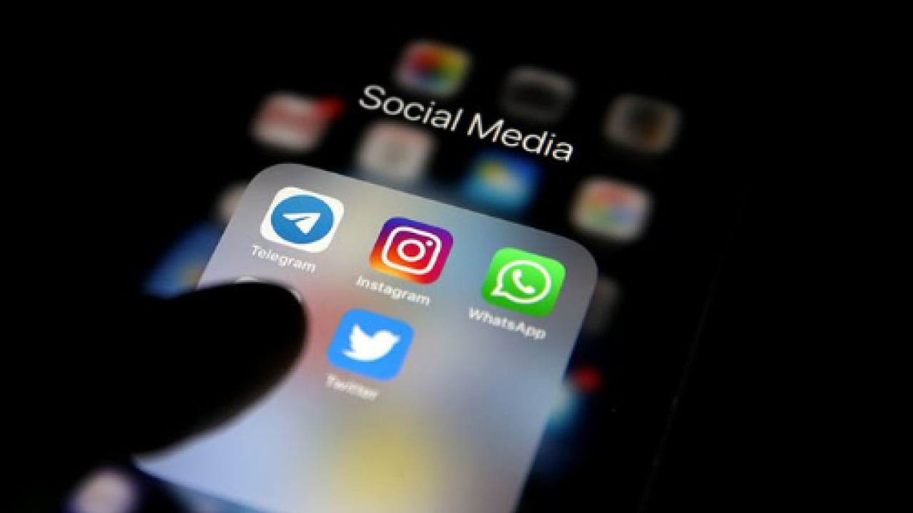 Foto - Akin Gürlek ilk mesajı vermişti: Sosyal medyada anonim devri bitiyor!