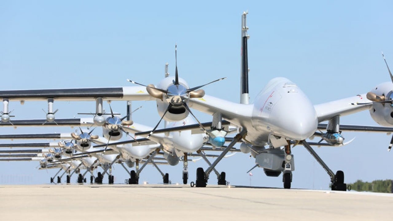 Foto - AKINCI TİHA tepelerinde belirdi, teröristler kaçacak yer aradı! Salih Müslim: "Göz açtırmıyorlar"