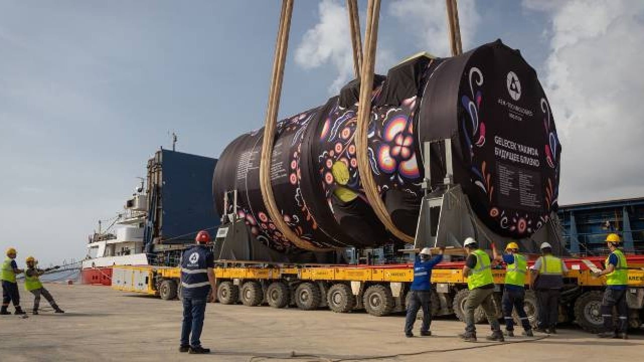 Foto - Akkuyu’nun kalbi tamamlandı: 4. Güç Ünitesi reaktör basınç kabı tesise ulaştı