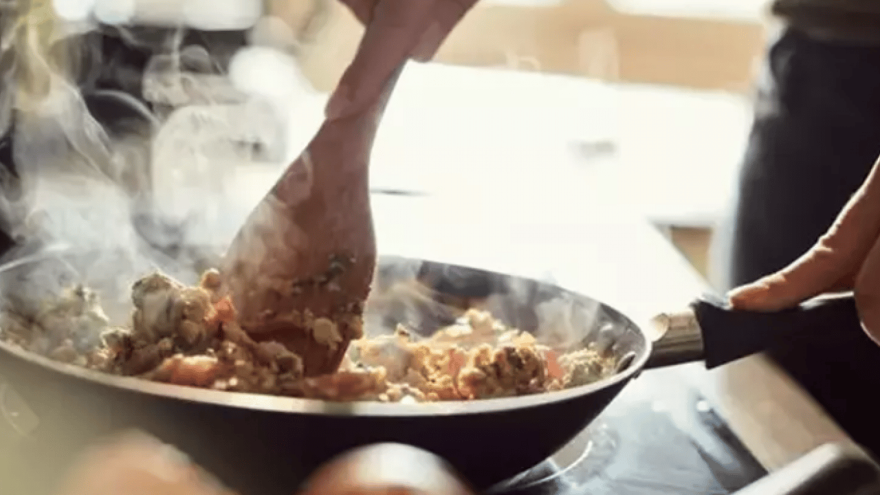 Foto - Aklınızdan bile geçirmeyin: İşte tekrar ısıtıldığında zehir olan 5 yiyecek!