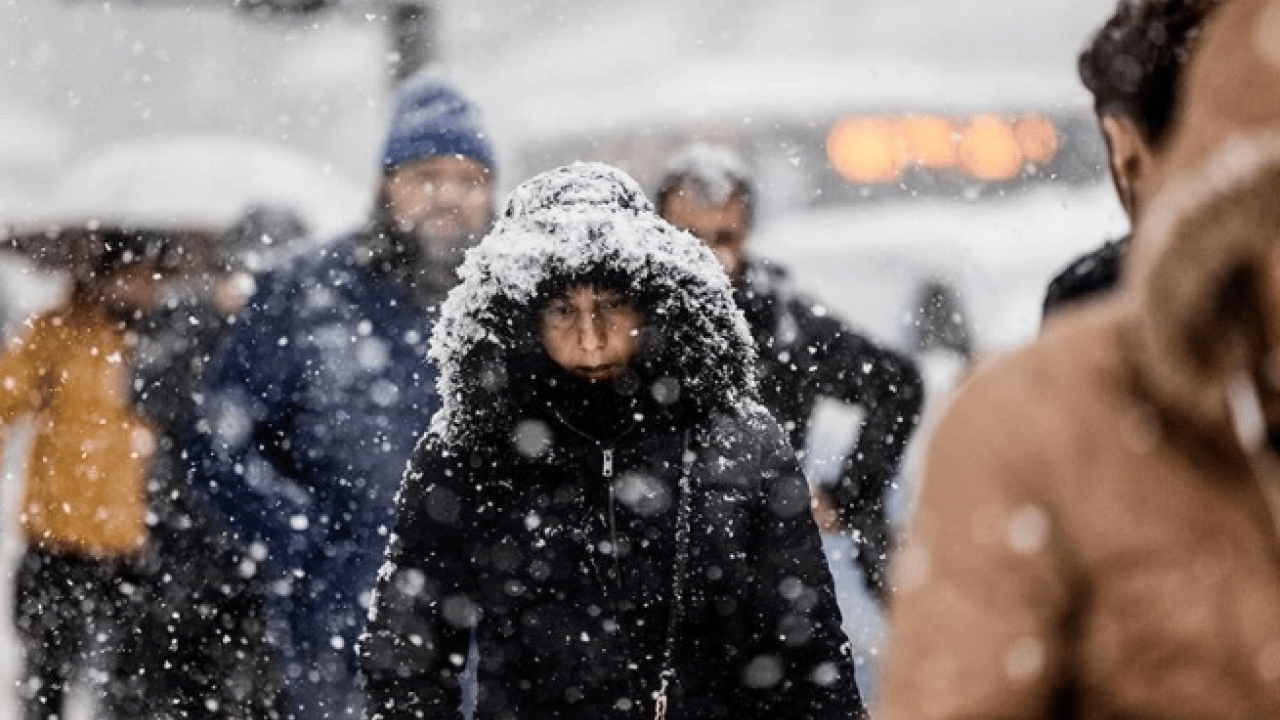 Foto - AKOM tarih verdi! İstanbul'a şiddetli kar geliyor