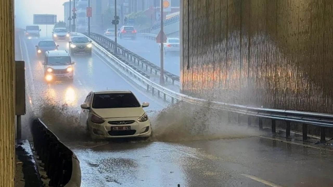 Foto - İstanbul'u süper hücre vurmuştu! Yağışlar ne kadar sürecek?