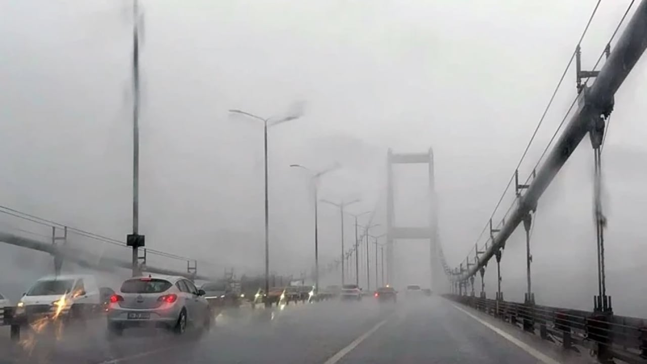 İstanbul'u süper hücre vurmuştu! Yağışlar ne kadar sürecek?